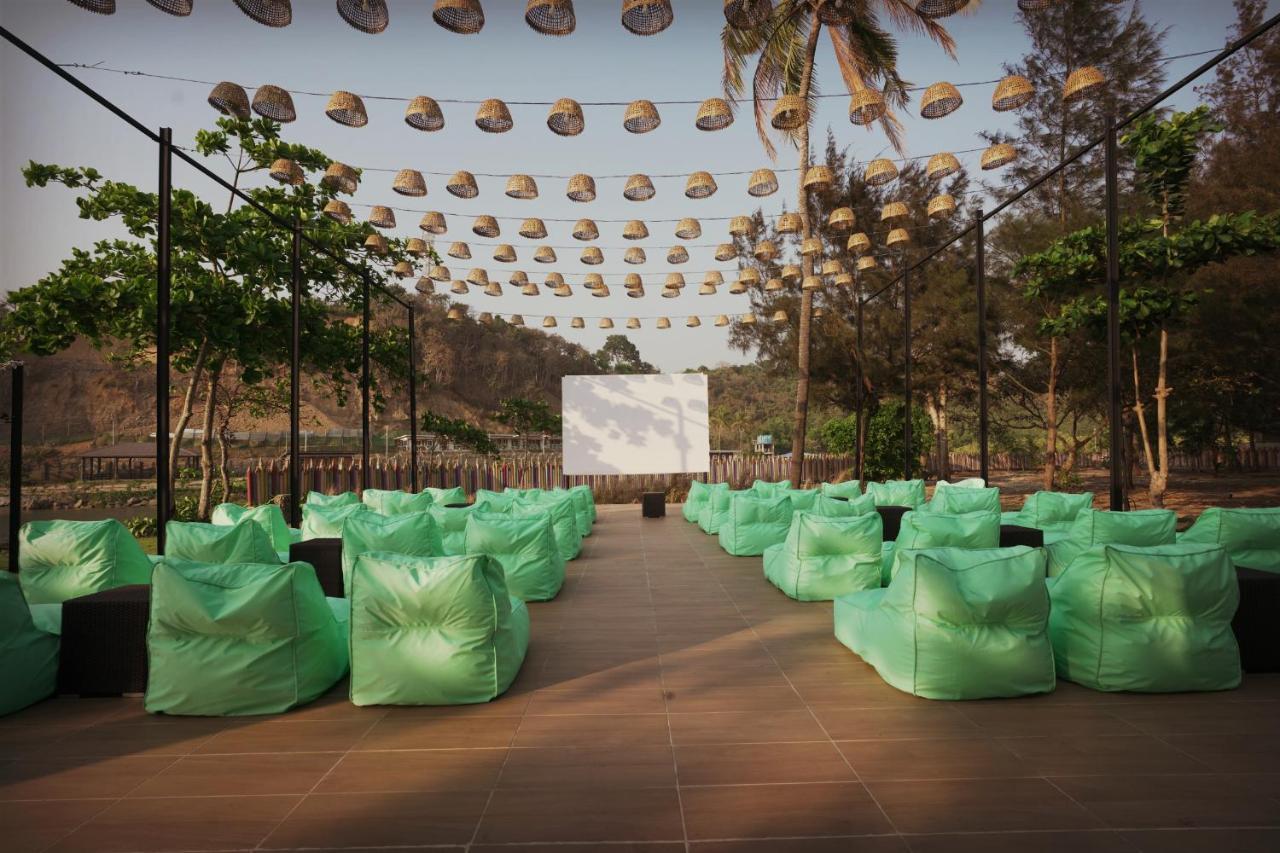 Ngwe Saung Yacht Club & Resort Ngwesaung Exterior foto